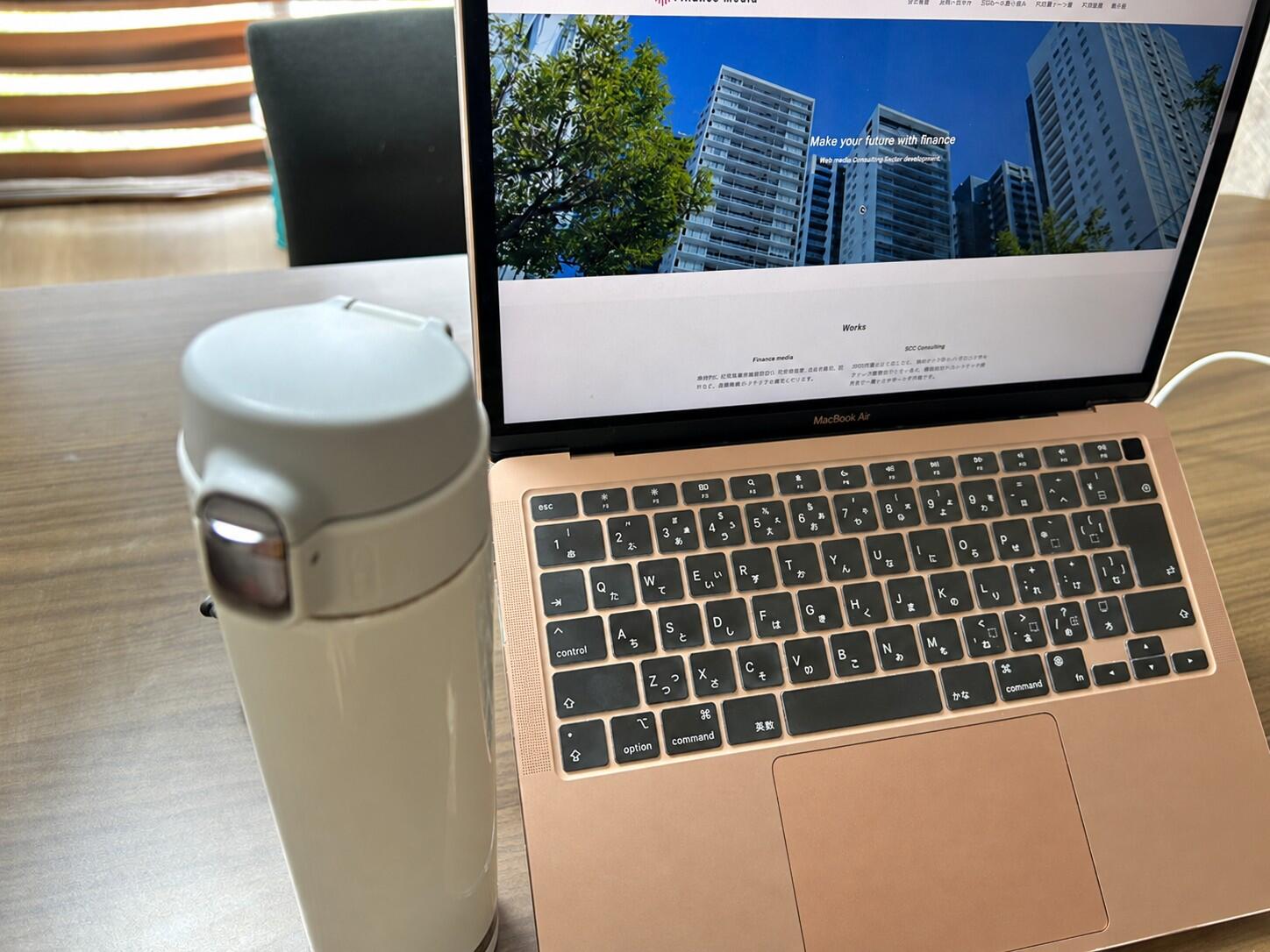 オフィスでの使い捨てプラスチック削減と分別の取組