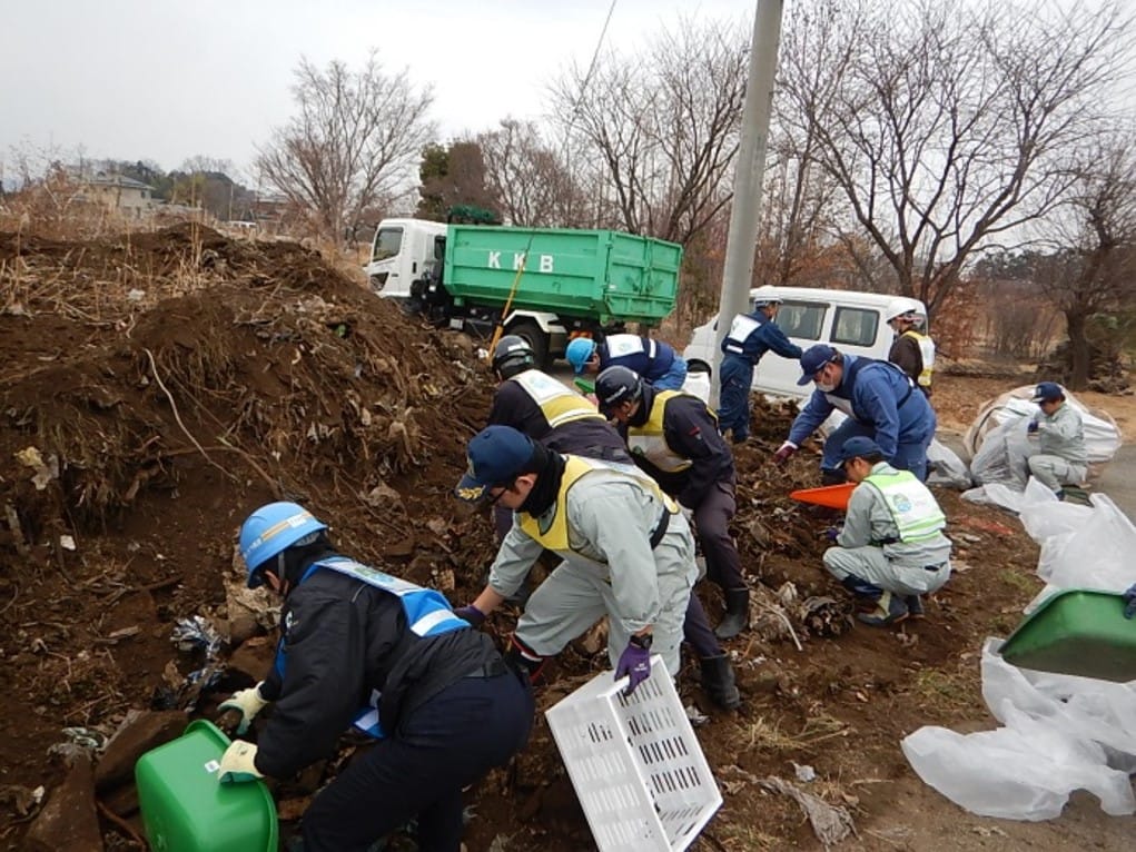 埼玉県北部地区産業廃棄物処分業者有 志による不法投棄廃棄物の撤去