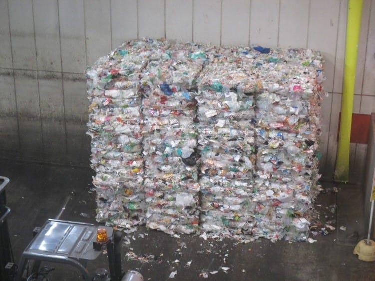 プラスチック製容器包装リサイクルバスツアー